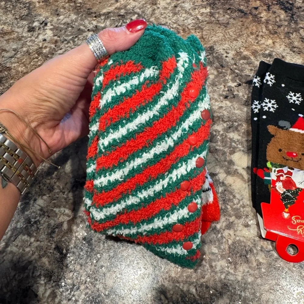Cat & Jack Festive Smiley Face Socks